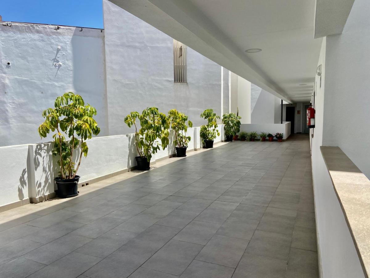 Estudio Con Parking Centro De Malaga By Grupo Bmorales Exterior photo